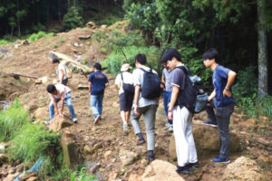 那智勝浦町色川地区の砂防えん堤を視察