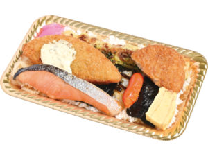 鮭のせのり弁当321円