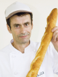 お茶目なキャラで愛される フランス人パン職人