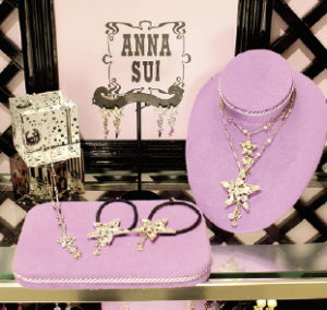 ANNA SUI（アナ スイ）〉スターアクセサリー - LIVING和歌山