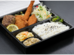 ミックス弁当（エビフライ＆ヒレカツ＆ 魚フライ＆ハンバーグ） 1,011円