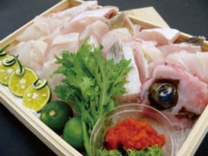身が締まり、絶妙な口当たりの天然のクエを特製だしで