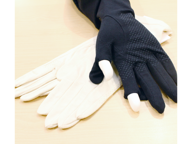 抗ウイルス・制菌加工のUVケア手袋