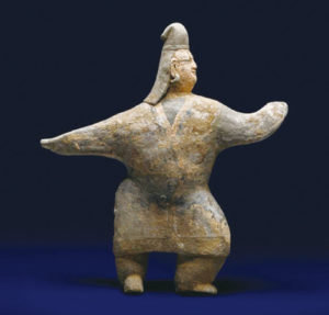 舞人俑(ぶじんよう) 6世紀 加彩灰陶 個人蔵