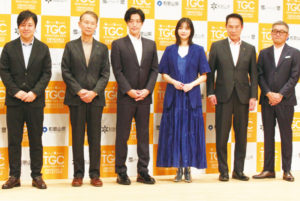 TGC和歌山推進委員会・鳴海禎造会長、岸本知事、辻本さん、新川さん、和歌山市・尾花正啓市長、プラチナパートナーのオオミヤ・出水孝典代表取締役社長