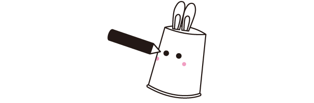 紙コップに顔を描き、耳をつけてウサギにしたり、色紙で羽や模様を付けてペンギンにしたり、好きな動物を作ります