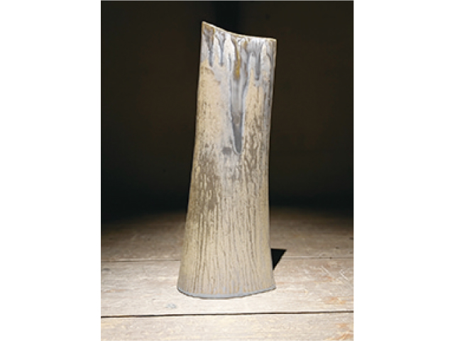 本と和田山真央の作品展