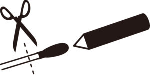 ①綿棒の先を黒く塗って、軸を5mmほど残して切ります