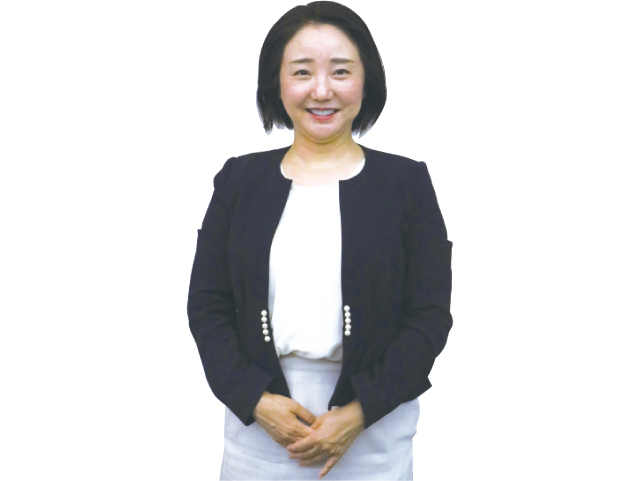 末吉亜矢さん