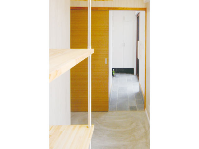 建材を極めておうちをコーデ③<br/>“家の顔”を美しく<br/>「玄関・土間の床材」