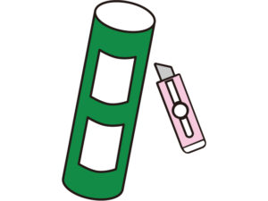  ③もう一つの筒に色紙を貼って、窓を開けます